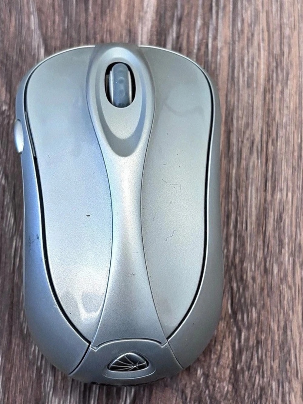 Microsoft 1054 Silver/Gray 4-Button Notebook Laser Mouse 6000 With USB Receiver